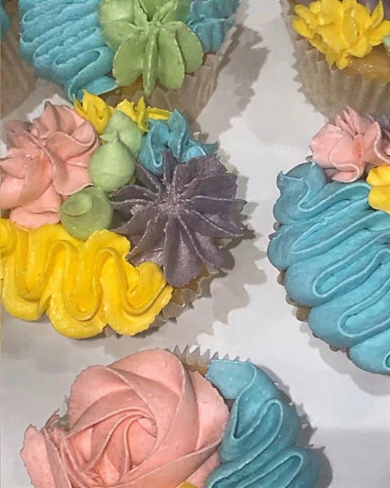 Easy Cupcakes with Lotus Biscoff Filling recipe
