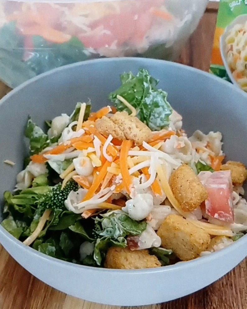 Layered Ranch & Bacon Pasta Salad recipe