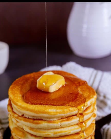 Fluffy Homemade Pancakes (simple + best to make) recipe