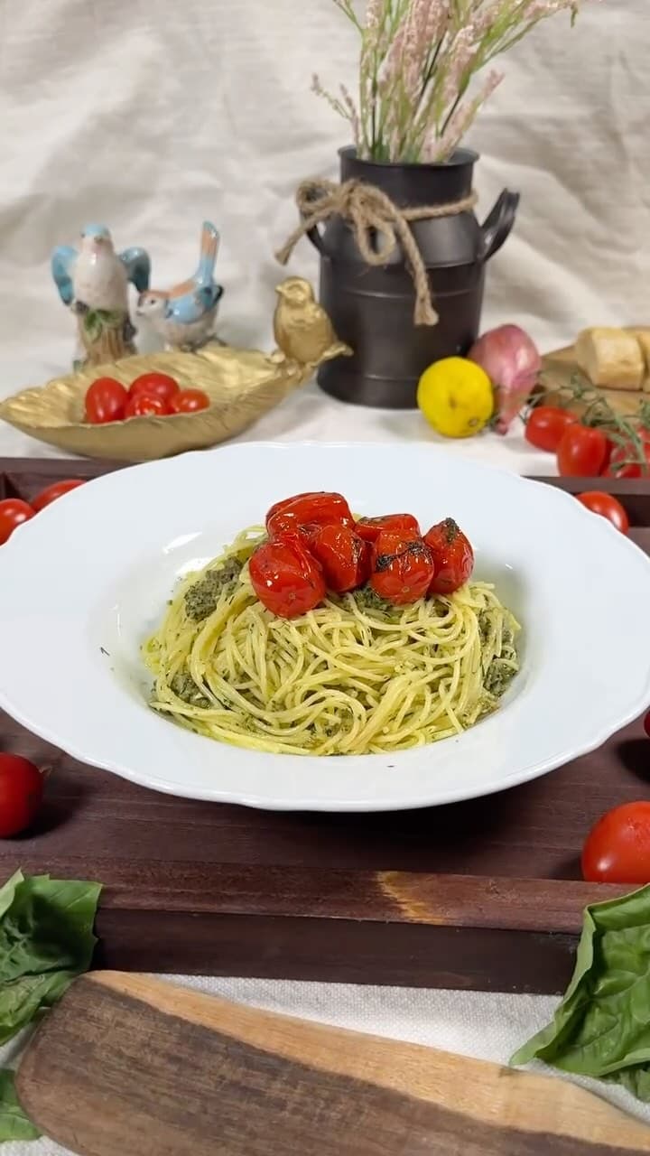 Homemade Pasta with Pesto and Sautéed Tomatoes recipe