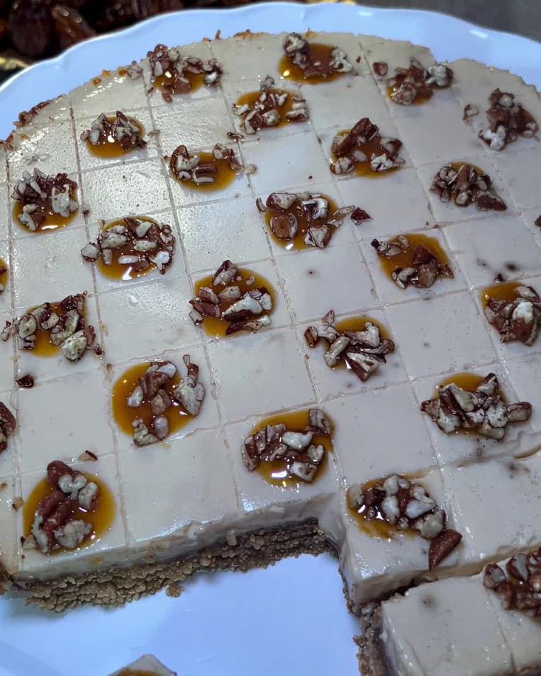 Date Cheesecake recipe