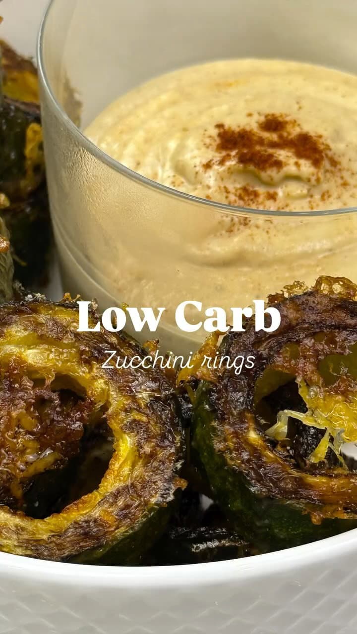 Low-Carb Zucchini Rings with Creamy Zesty Dip recipe
