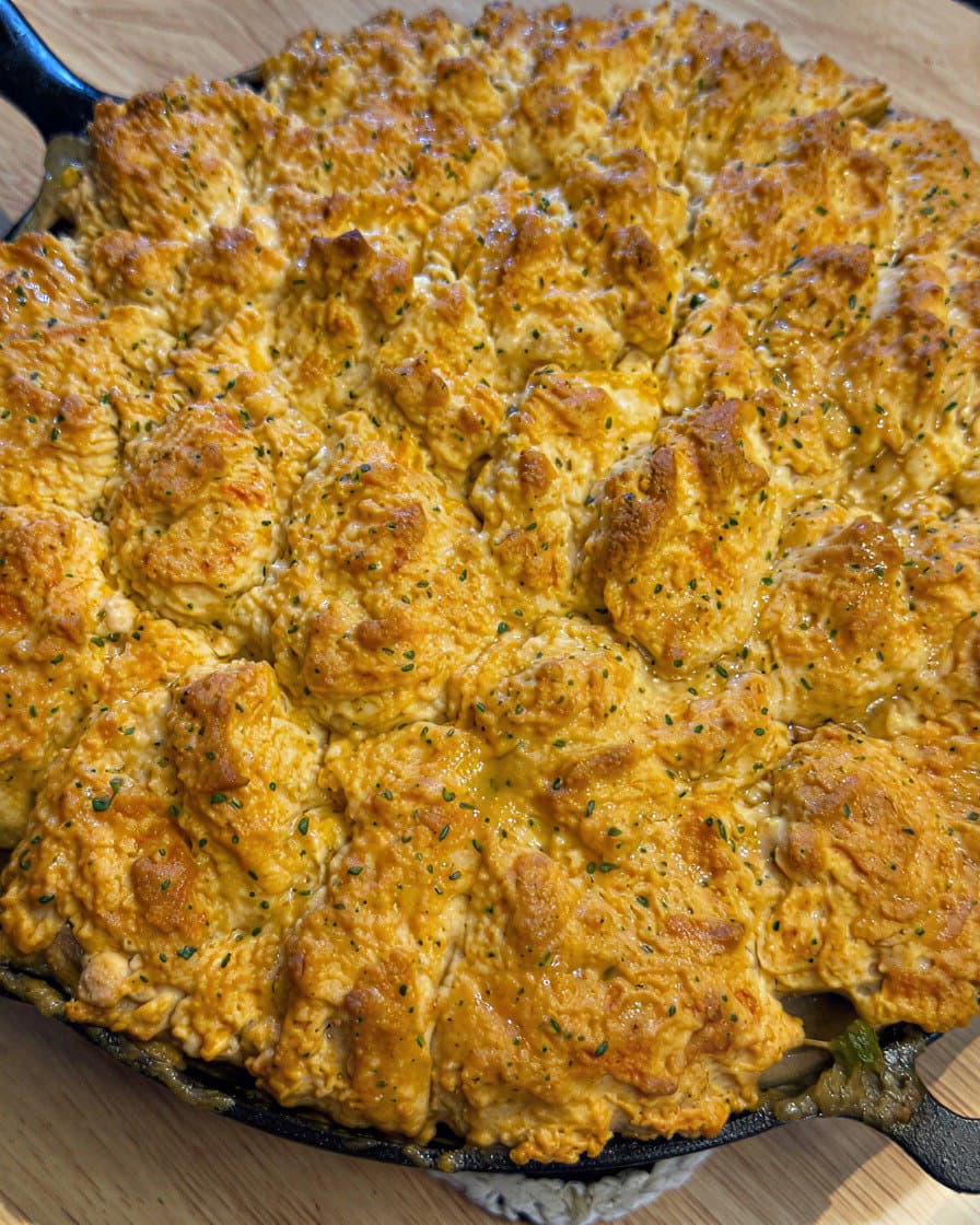 Cheddar Bay Chicken Pot Pie Skillet recipe