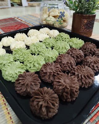 Jenny's Flower Cookies recipe