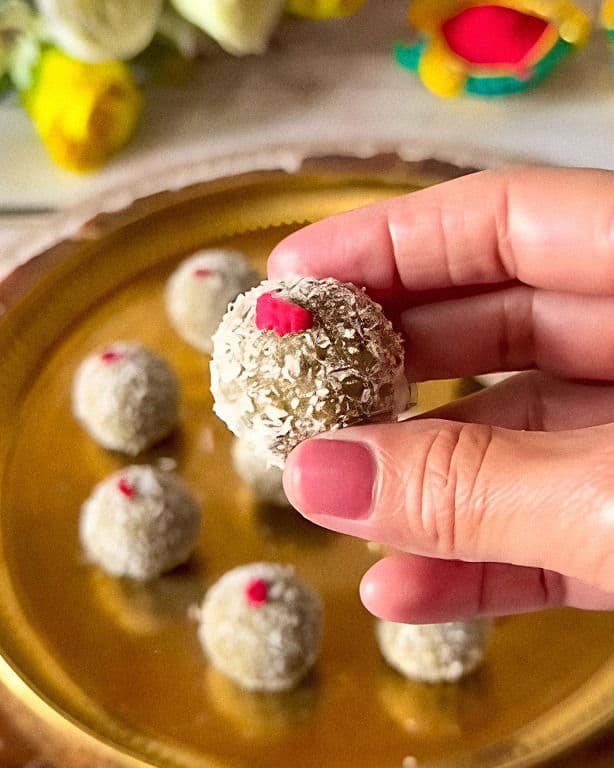 Holi Special Instant Coconut Paan Energy Bites (No-Cook) recipe