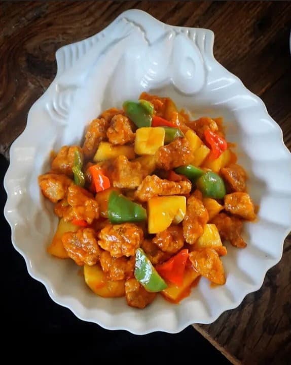 Sweet and Sour Crispy Meat (Gulao Rou) recipe