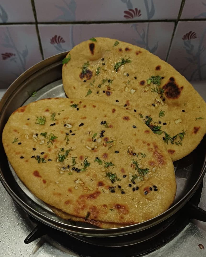 Garlic Wheat Naan | No Maida - No Yeast Wheat Naan recipe