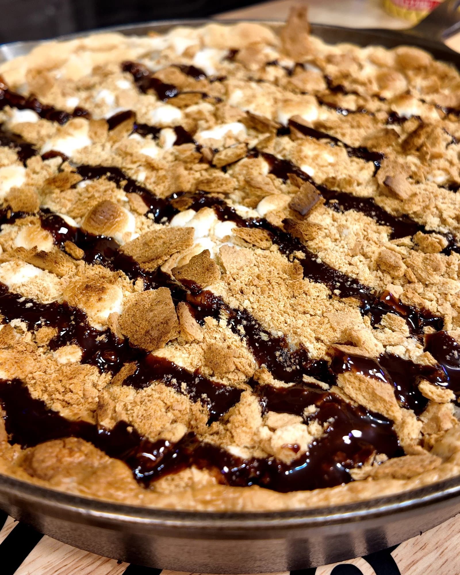 Smoked S’mores Cookie Skillet recipe