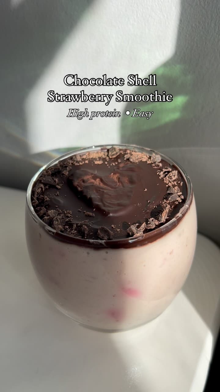 Chocolate Shell Smoothie Bowl recipe