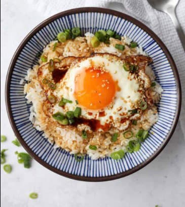 계란 밥  recipe