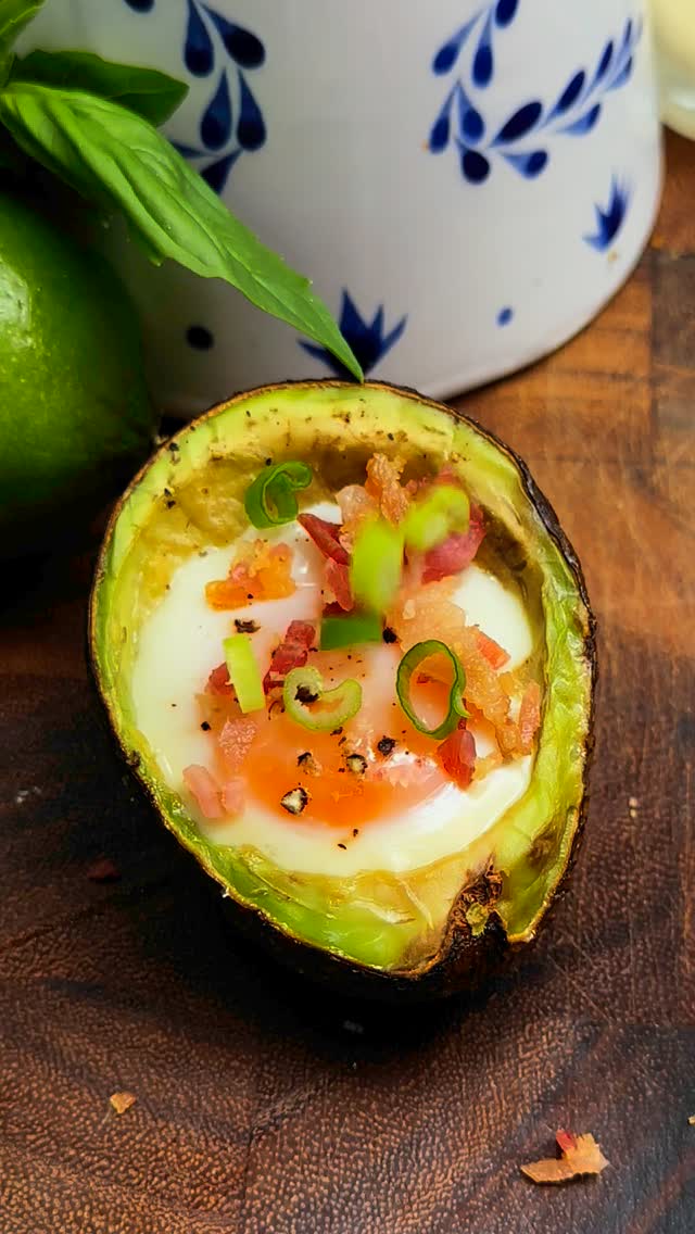 Simple 5-Star Breakfast Avocado Egg Cups recipe