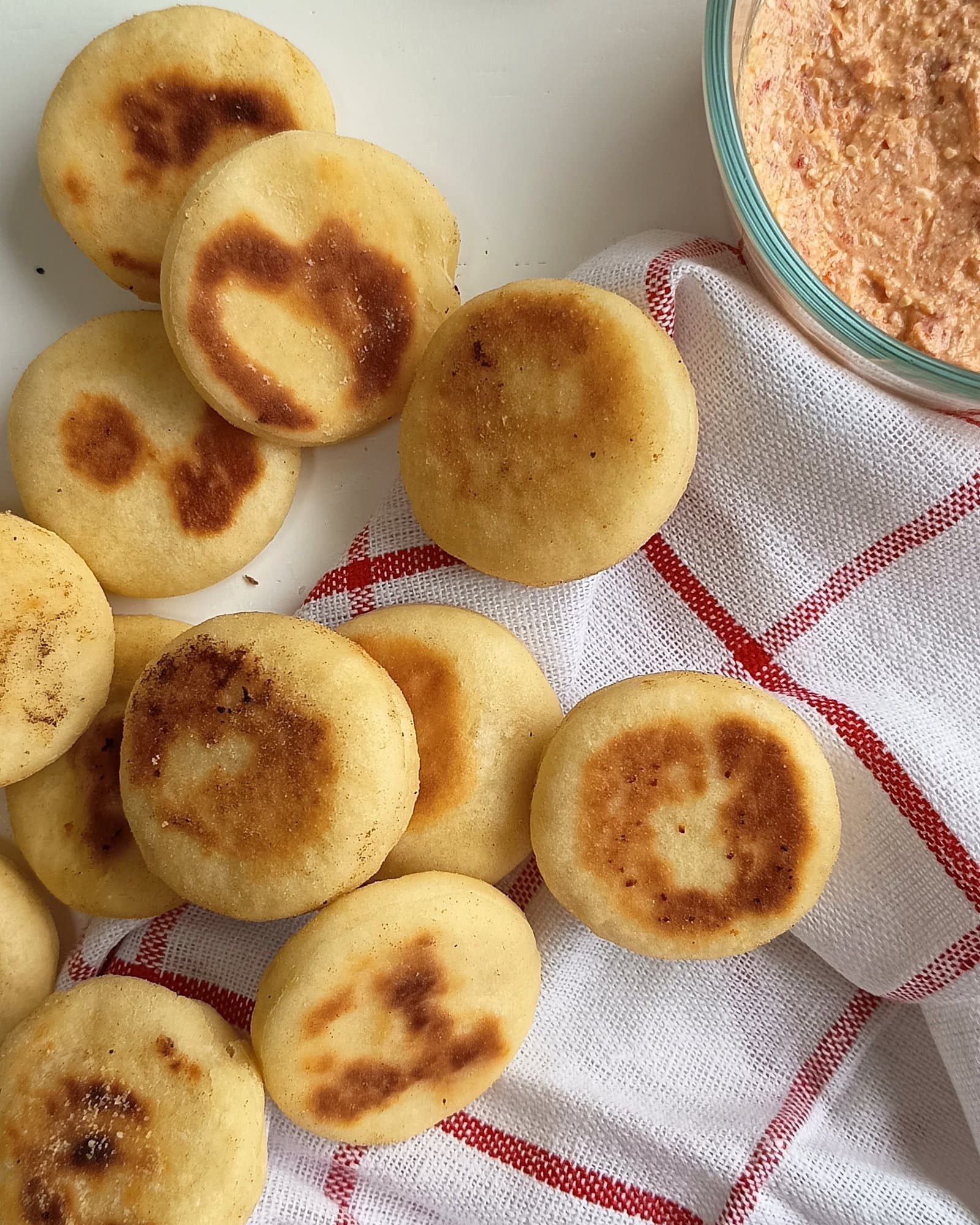 Garlic Pita Mini Round Dippers recipe