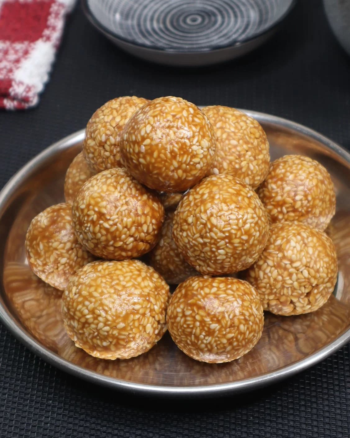 Nuvvula Laddu (Sesame Ladoo)| Sesame seed ladoo with Jaggery| Til ladoo recipe
