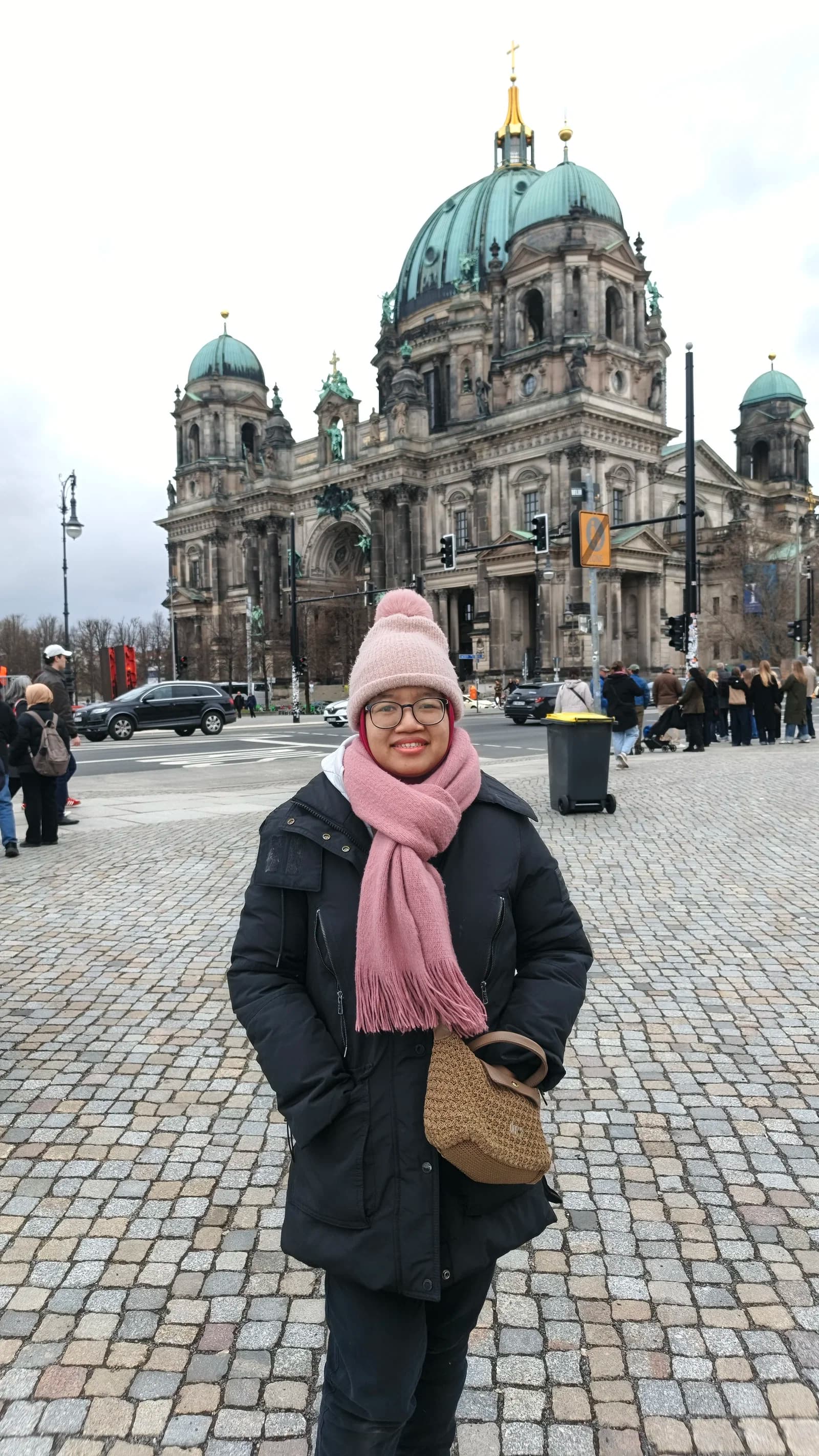 anityahapsari's profile picture