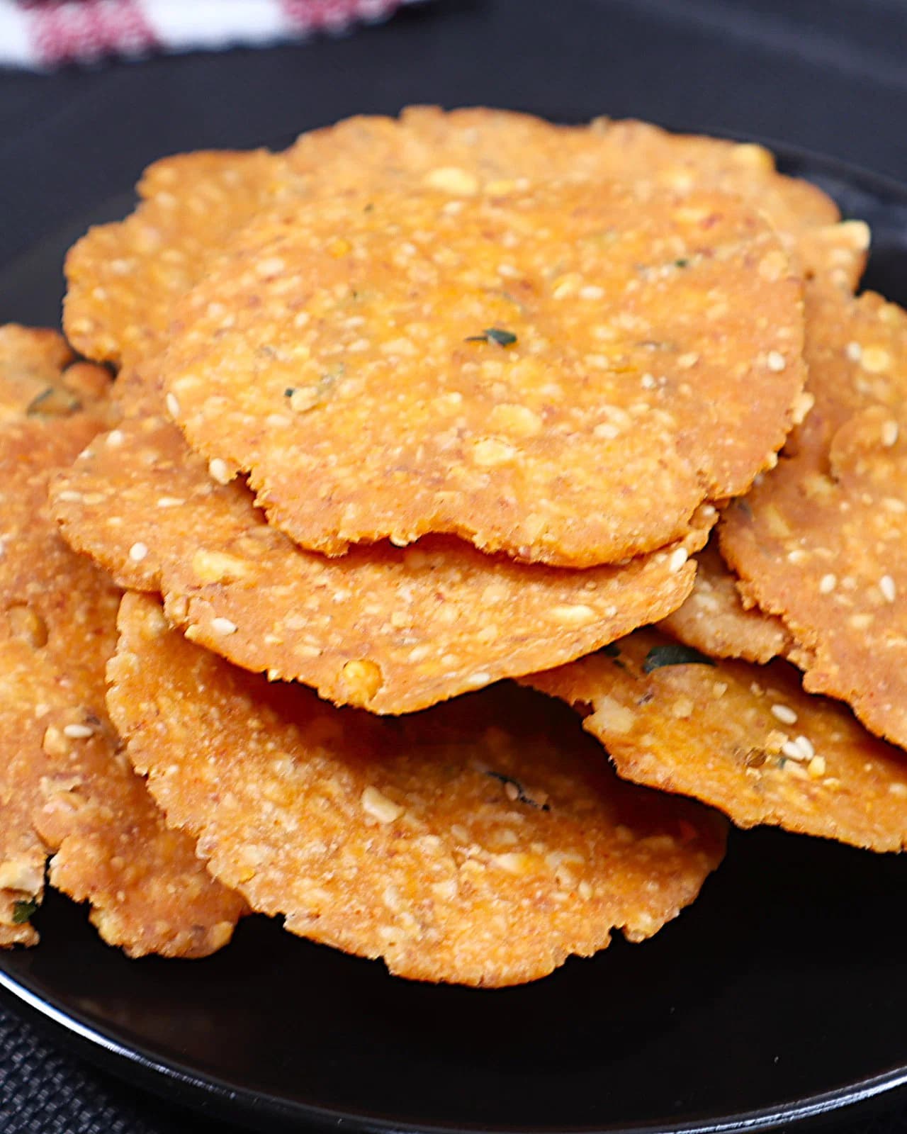 Crispy Traditional Nippattu (Pappu Chekkalu) recipe