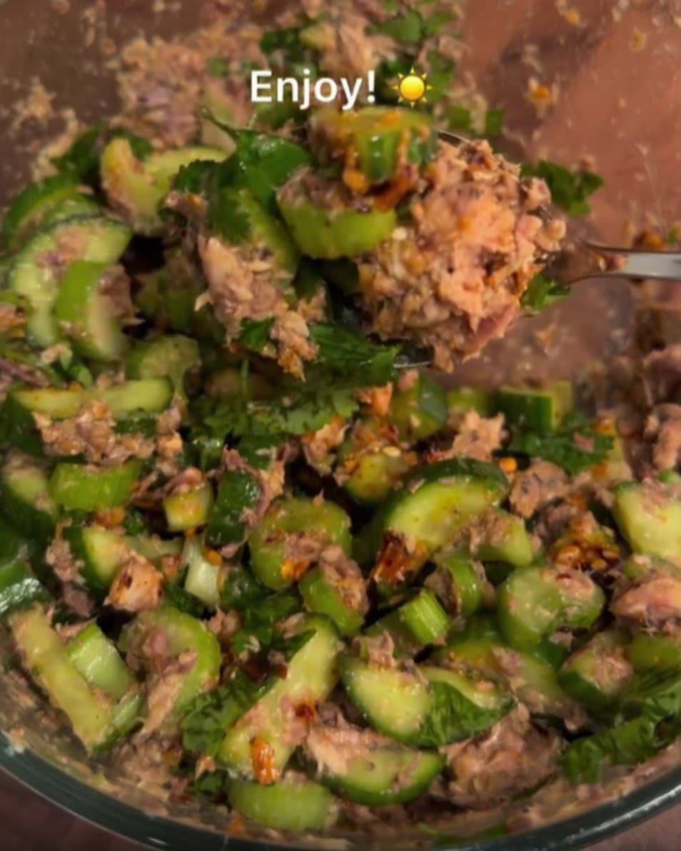 GF/DF Spicy Sardine + Crunchy Salad recipe