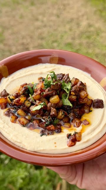Hummus with Beef and Spicy Potato recipe