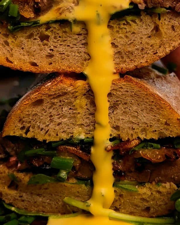 Filet Mignon and Béarnaise Sandwich recipe