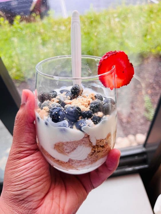 Easy Key Lime Greek Yogurt Parfait Recipe  recipe
