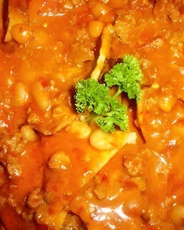 Nachos with Ground Beef and Cheese Sauce recipe