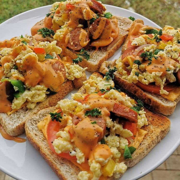 Loaded Toast with Scrambled Eggs and Vegetables recipe