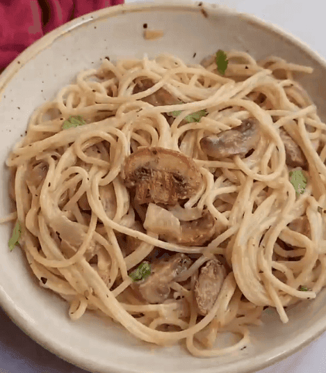 Creamy Mushroom Spaghetti with Truffle recipe