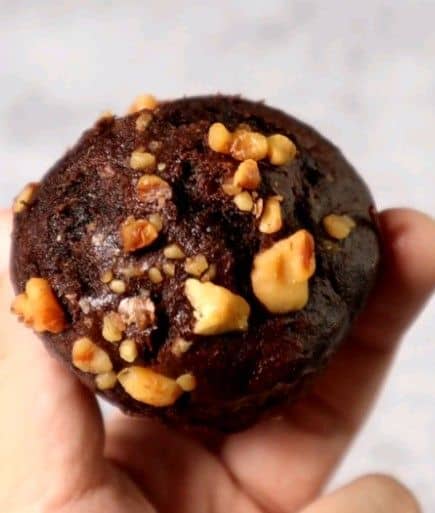 Banana Chocolate Walnut Cupcake recipe