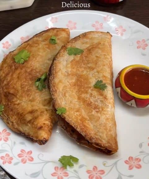 Schezwan Chicken Tacos recipe