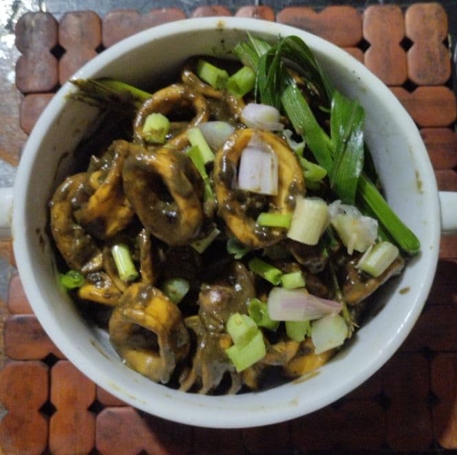 Spicy Squid Curry recipe