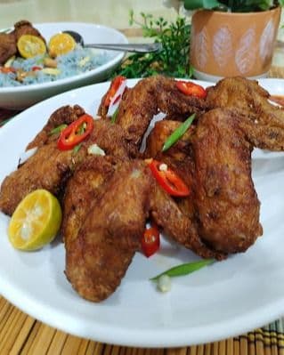 Lemongrass Fried Chicken Wings with Sambal Sauce recipe