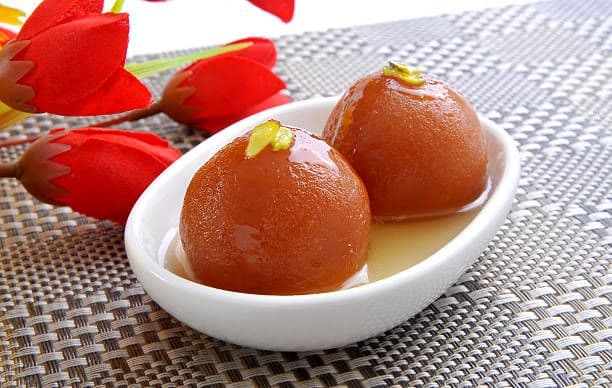 Rava (Semolina) Gulabjamun recipe