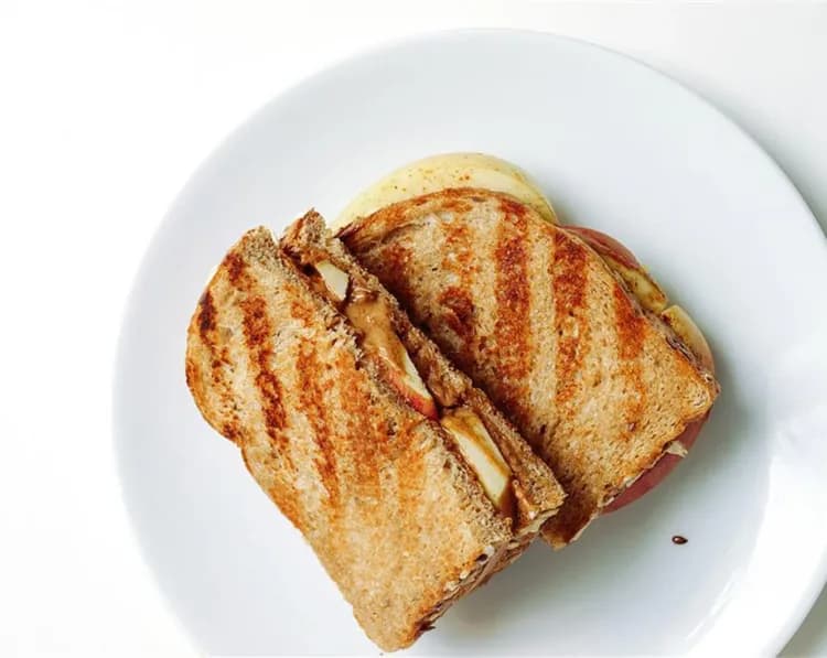 Apple and Nut Butter Sandwiches recipe