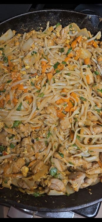 Macro Friendly Chicken Pad Thai recipe