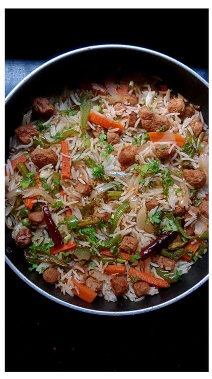 Weight-loss Soya chunks Pulao | Healthy Soya Chunks Pulao recipe