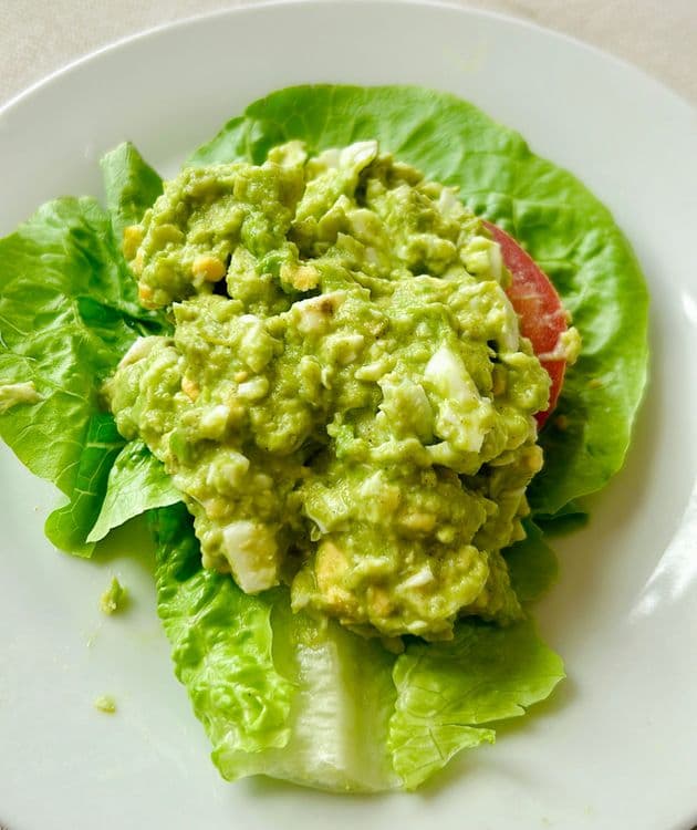 Avocado and Egg Boats recipe