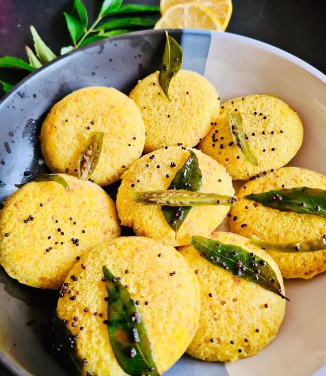 Khaman Dhokla (Instant) recipe