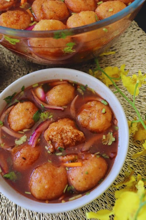 Street-style Amritsari Khatte Ladoo (Tamarind soaked Fritters) recipe