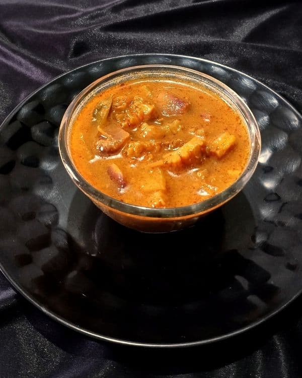 Bitter Gourd Gravy Curry recipe
