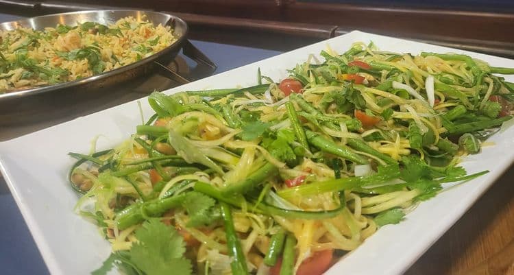 Som Tam (Thai Papaya Salad) recipe