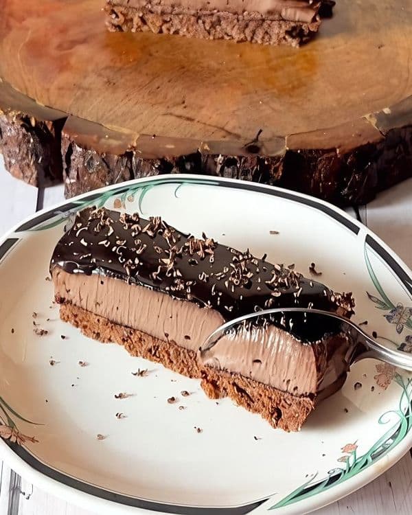 Healthy No-Bake Chocolate Bars recipe