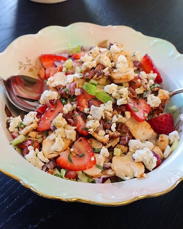 Strawberry Balsamic Grilled Chicken Salad recipe