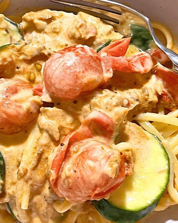 Tuna, Zucchini & Tomato Pasta recipe