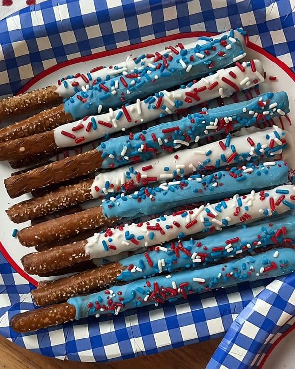 Red, White & Blue Chocolate-Covered Pretzels recipe