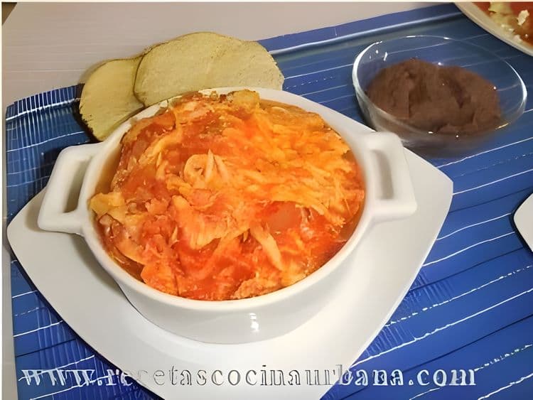 Michoacán-Style Chicken Tinga recipe