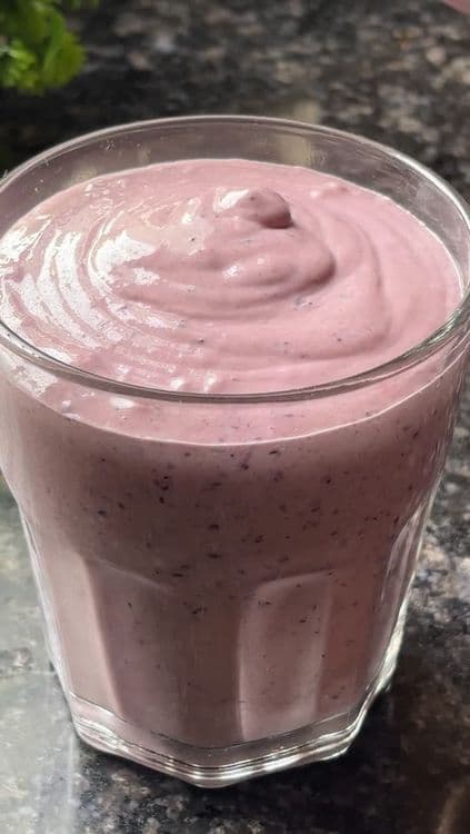 High Protein Blueberry Smoothie recipe