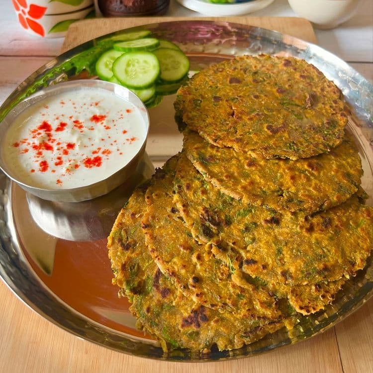 Mooli Patta Paratha recipe
