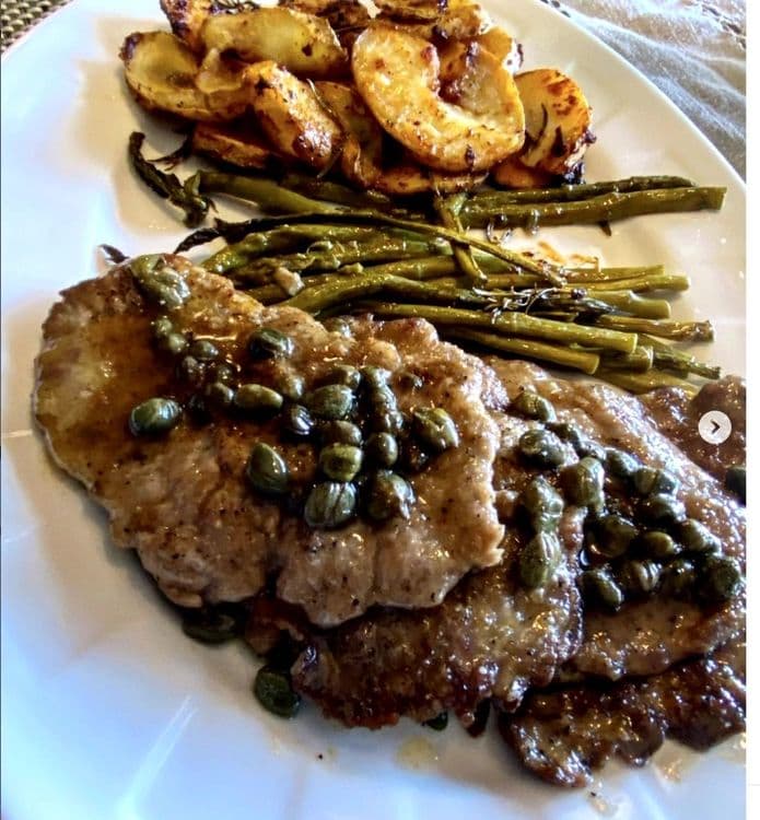 Veal slices with lemony capers sauce recipe