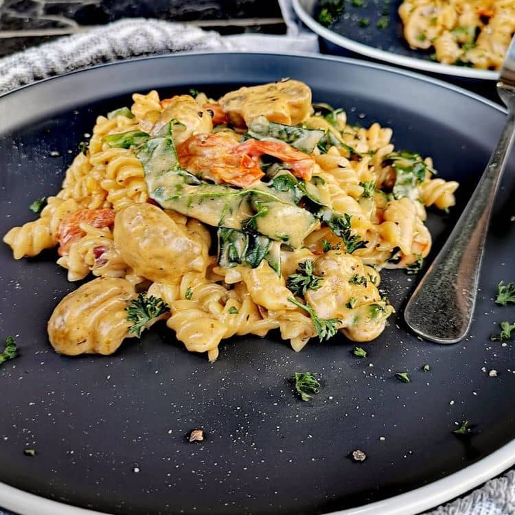 Creamy Spinach Mushroom Pasta recipe