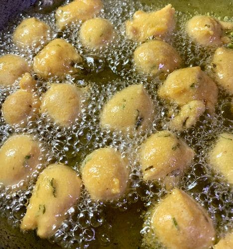 MOONG DAL Fritters (RAM LADOO)-Round-Fritters-in-Oil.jpg