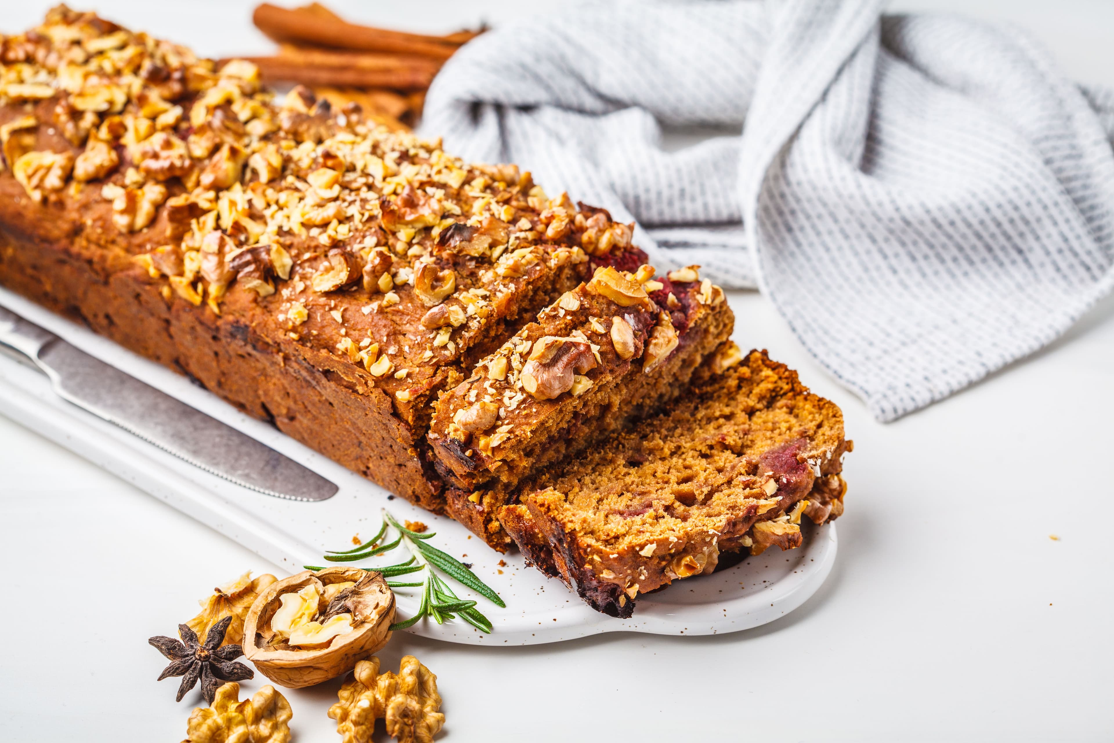 vegan-berries-nuts-bread.jpg